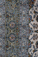 Load image into Gallery viewer, Persian Kashan 715x412cm