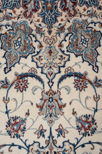 Load image into Gallery viewer, Persian Nain 9La 585x395cm