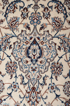 Load image into Gallery viewer, Persian Nain 4La 536x350cm
