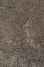 Load image into Gallery viewer, Persian Overdyed 562x360cm