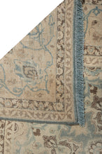 Load image into Gallery viewer, Old Distressed Persian Kashan 504x288cm