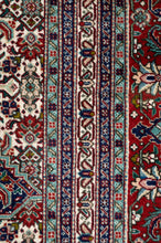Load image into Gallery viewer, Old Persian Tabriz 477x352cm