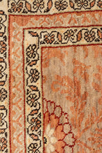 Load image into Gallery viewer, Persian Malayer Runner 604x77cm